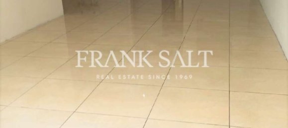 Laden in Sliema, Malta 90m², Nr. 12265 2