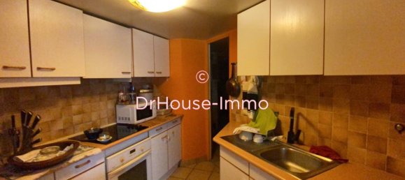 2 Schlafzimmer Wohnung in Viry-Chatillon, France, Nr. 147614 4