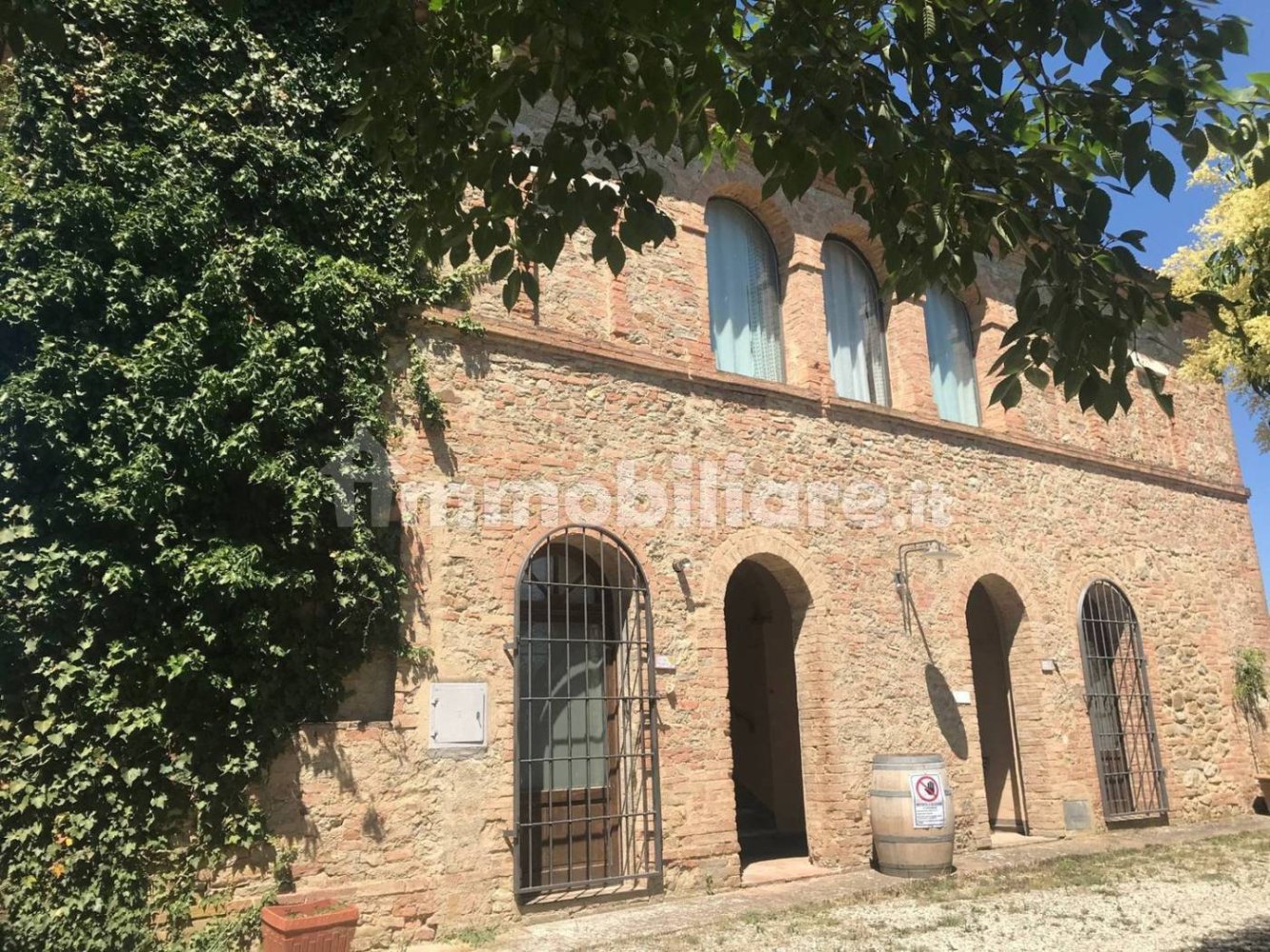 8 bedrooms House in Buonconvento, Italy No. 220284