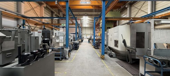 Almacén en Hildesheim, Germany 2750 m² No. 324385 10