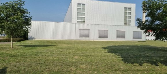 Almacén en Hildesheim, Germany 2750 m² No. 324385 2