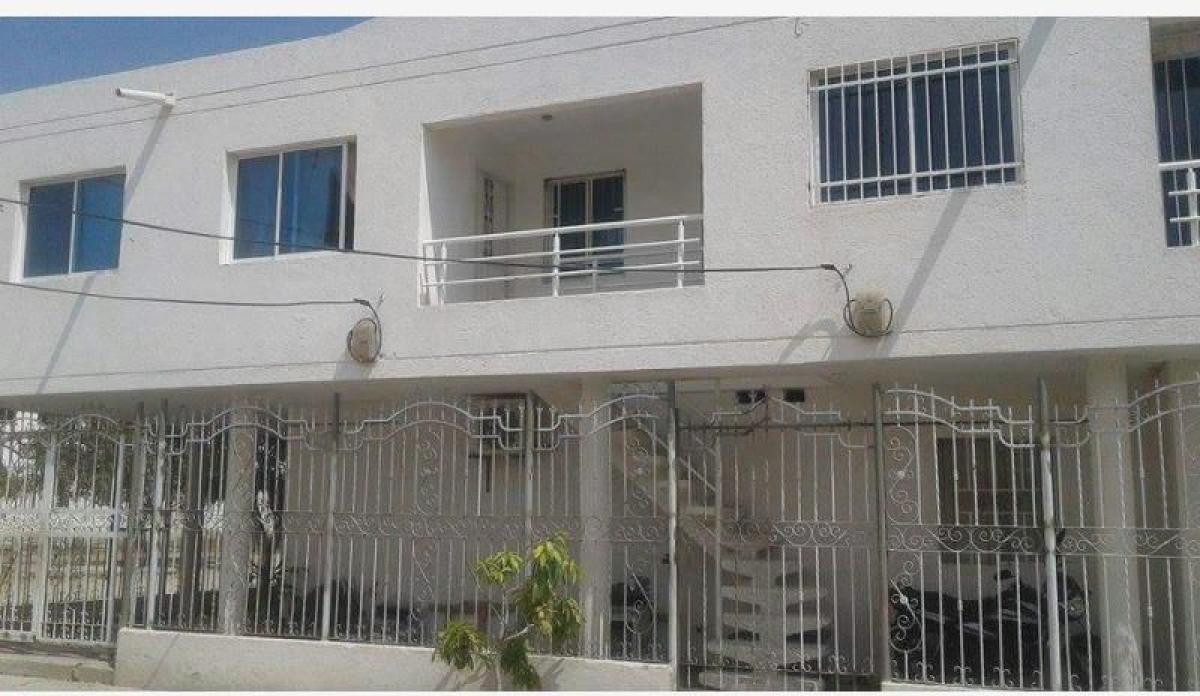 7 bedrooms House in Guadalajara de Buga, Colombia No. 9234