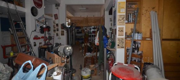 Lagerhaus in Sesto Fiorentino, Italy 154m², Nr. 228602 8