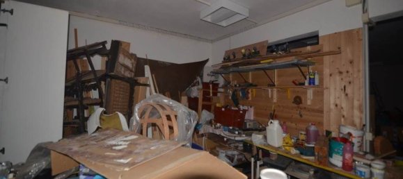 Lagerhaus in Sesto Fiorentino, Italy 154m², Nr. 228602 12