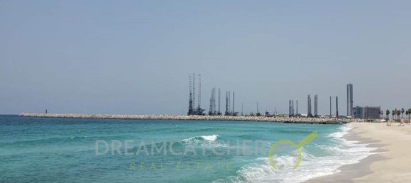 1062.24m² Land in Jumeirah, UAE No. 1385 11