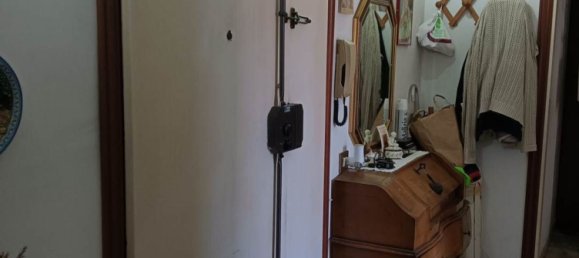 3 Schlafzimmer Wohnung in Sesto Fiorentino, Italy, Nr. 320875 8