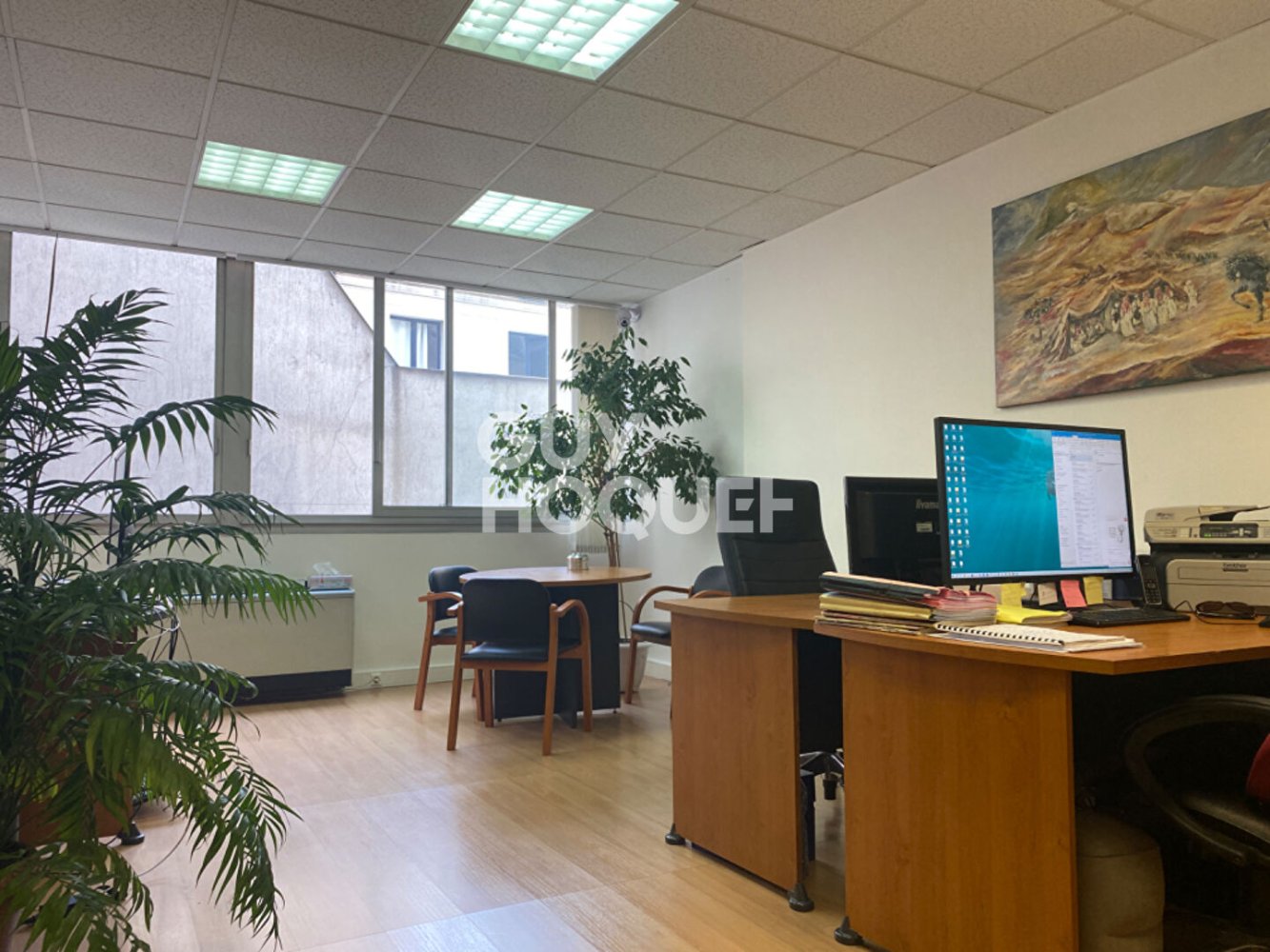 31m² Office in Paris, France No. 188040