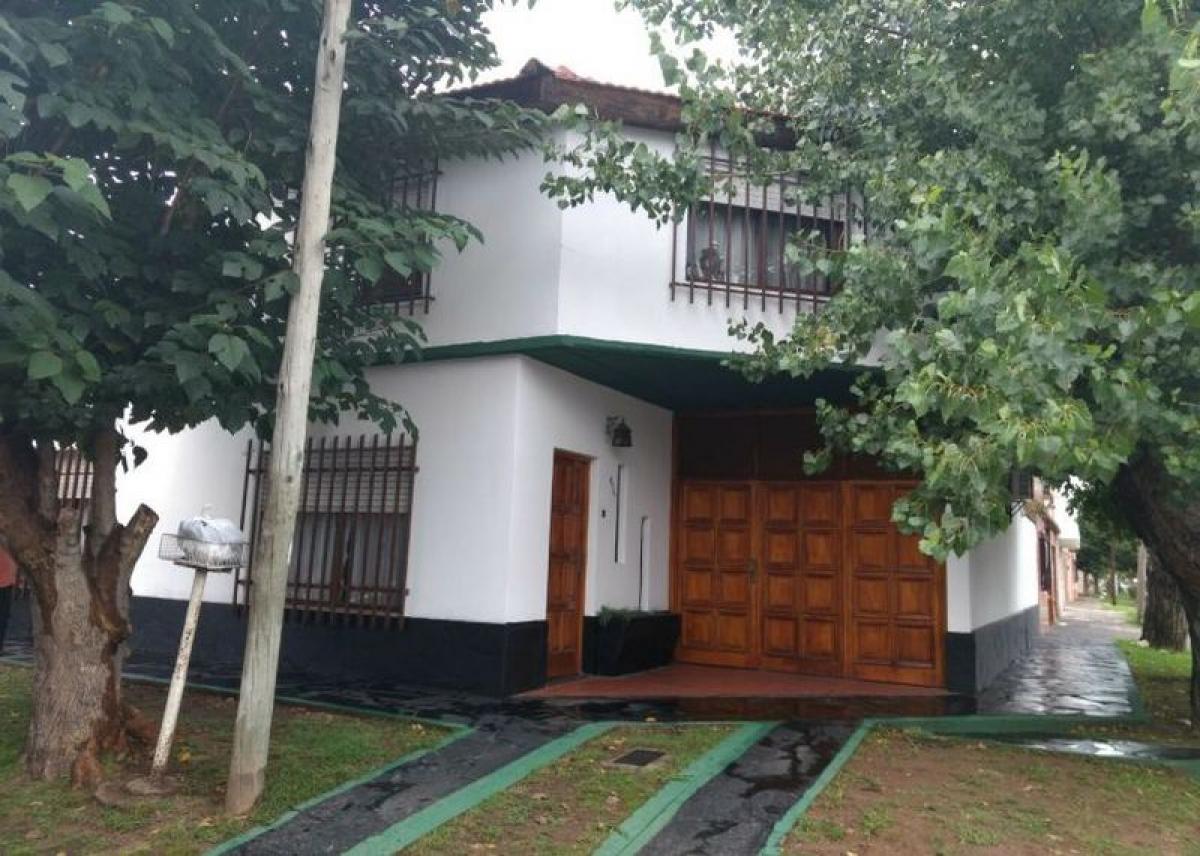 3 chambres Maison à Moron, Argentina No. 80788