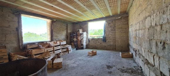 6 rooms House in Sant'Agata de' Goti, Italy No. 169265 4