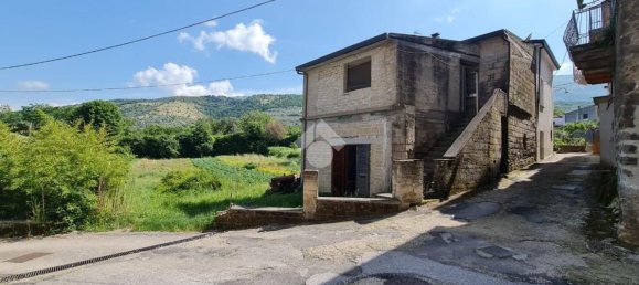 6 rooms House in Sant'Agata de' Goti, Italy No. 169265 7