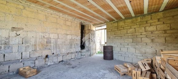 6 rooms House in Sant'Agata de' Goti, Italy No. 169265 3