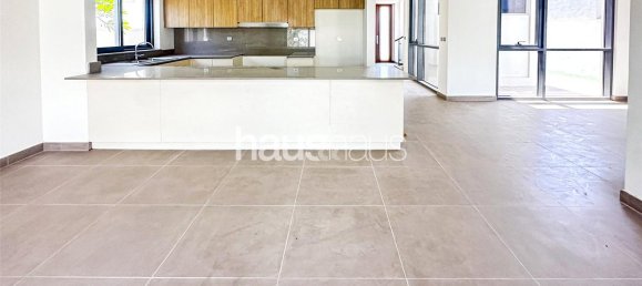 Villa T3 em Dubai Hills Estate, UAE N.º 100105 3