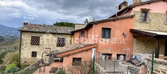 8 bedrooms House in Borgo San Lorenzo, Italy No. 120981 4