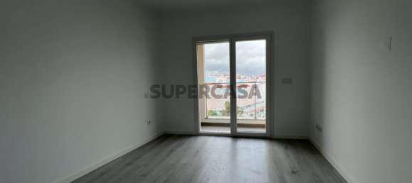 3 bedrooms Duplex in Corroios, Portugal No. 159275 9