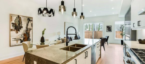 5 bedrooms House in Mississauga, Canada No. 515 12