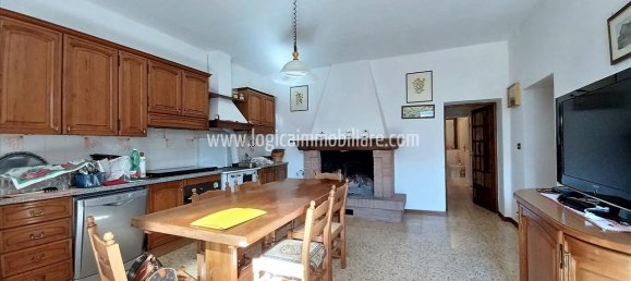 4غرفة منزل في Castiglione d'Orcia, Italy رقم 143190 11