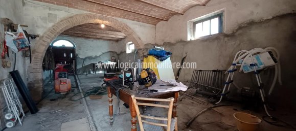 4غرفة منزل في Castiglione d'Orcia, Italy رقم 143190 15