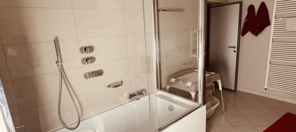 Apartamento de 2 dormitorios en Pavia, Italy No. 353371 4