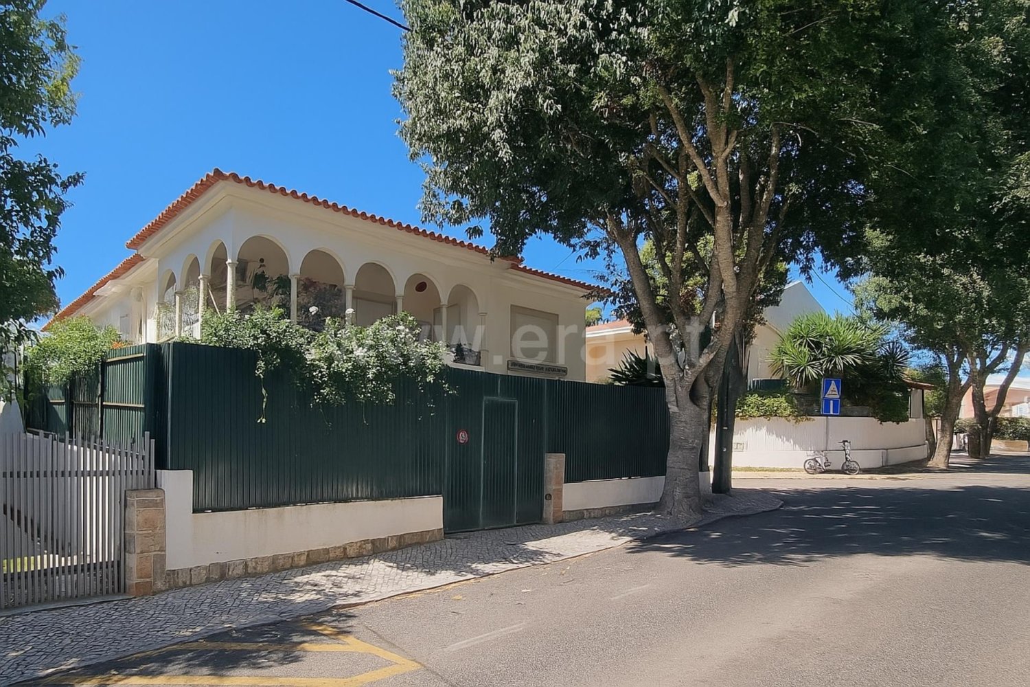 Casa de 3 dormitorios en Cascais, Portugal No. 329984