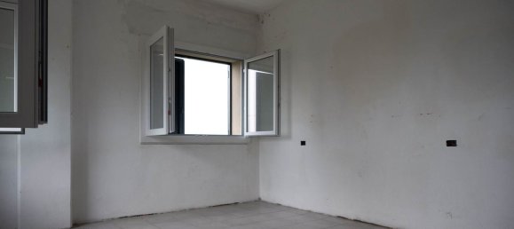 Casa de 7 habitaciónes en Finale Emilia, Italy No. 191229 20