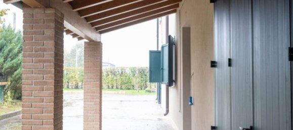 Casa de 7 habitaciónes en Finale Emilia, Italy No. 191229 31