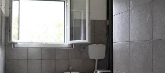 Casa de 7 habitaciónes en Finale Emilia, Italy No. 191229 14