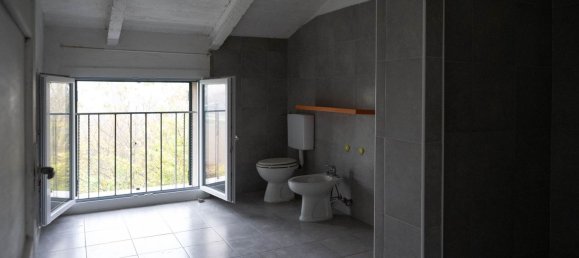 Casa de 7 habitaciónes en Finale Emilia, Italy No. 191229 49