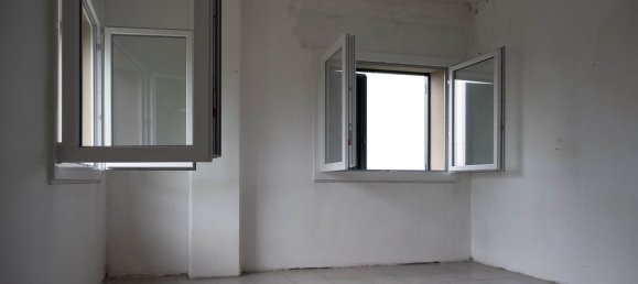 Casa de 7 habitaciónes en Finale Emilia, Italy No. 191229 45