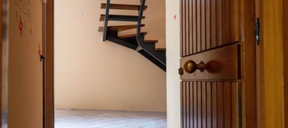 Casa de 7 habitaciónes en Finale Emilia, Italy No. 191229 58