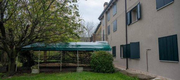 Casa de 7 habitaciónes en Finale Emilia, Italy No. 191229 26