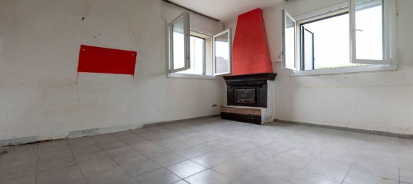 Casa de 7 habitaciónes en Finale Emilia, Italy No. 191229 33