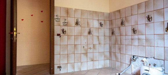 Casa de 7 habitaciónes en Finale Emilia, Italy No. 191229 48