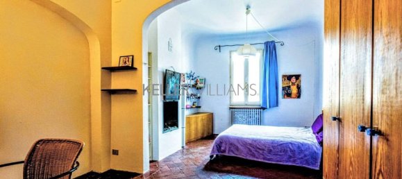 5 rooms Apartment in Florence, Italy No. 27704 19