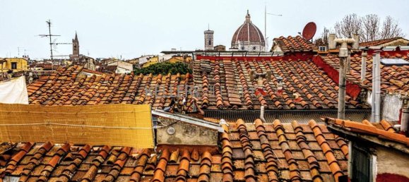 5 rooms Apartment in Florence, Italy No. 27704 11