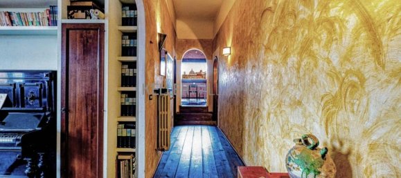 5 rooms Apartment in Florence, Italy No. 27704 9