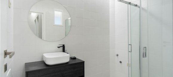 Квартира с 3 спальнями в Порту, Португалия № 53430 14