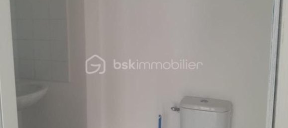 عقار تجاري في Bourgoin-Jallieu, France 24متر مربع رقم 305041 4