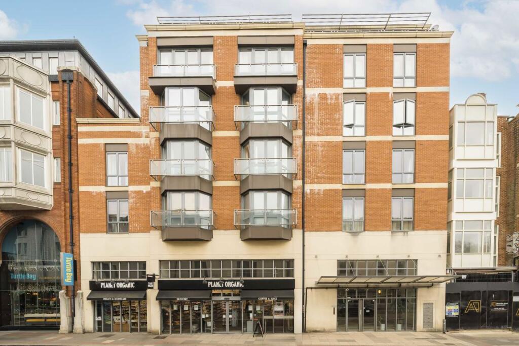 2 bedrooms Apartment in Ealing, United Kingdom No. 5752