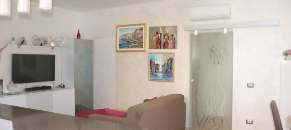 3 bedrooms Apartment in Genzano di Roma, Italy No. 320191 3
