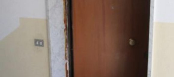 2 rooms Apartment in Rozzano, Italy No. 13410 13