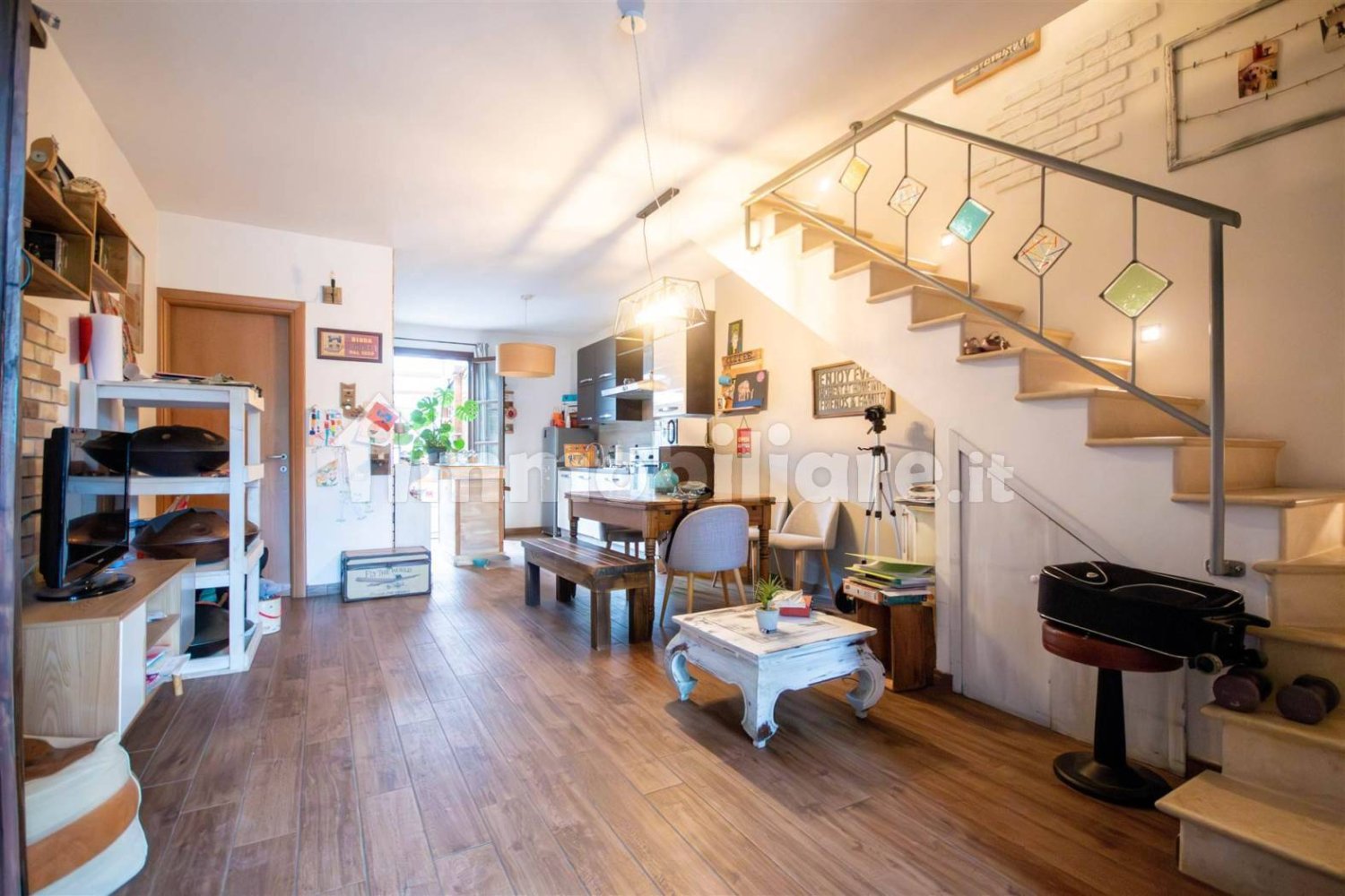 2 Schlafzimmer Wohnung in Cecina, Italy, Nr. 352816