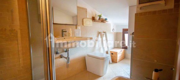 2 Schlafzimmer Wohnung in Cecina, Italy, Nr. 352816 14