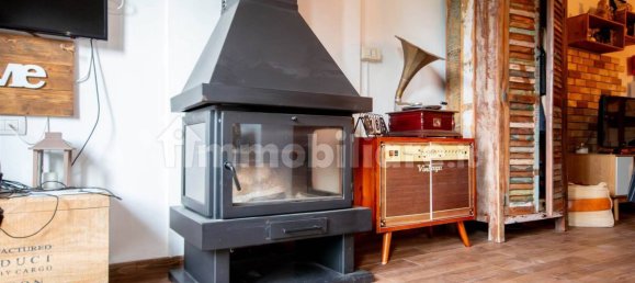 2 Schlafzimmer Wohnung in Cecina, Italy, Nr. 352816 5