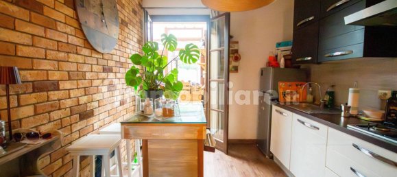 2 Schlafzimmer Wohnung in Cecina, Italy, Nr. 352816 8