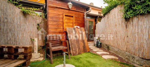 2 Schlafzimmer Wohnung in Cecina, Italy, Nr. 352816 11