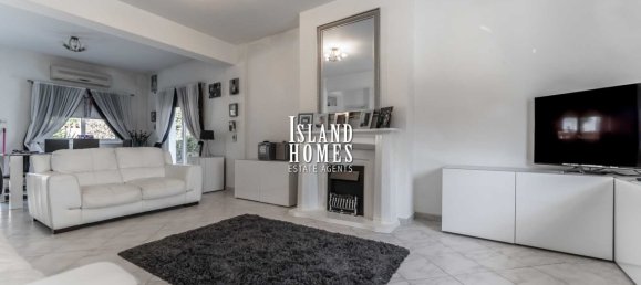 3 bedrooms House in Ayia Napa, Cyprus No. 24038 8