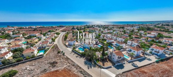 3 bedrooms House in Ayia Napa, Cyprus No. 24038 7