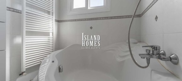 3 bedrooms House in Ayia Napa, Cyprus No. 24038 16