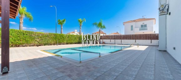 3 bedrooms House in Ayia Napa, Cyprus No. 24038 14