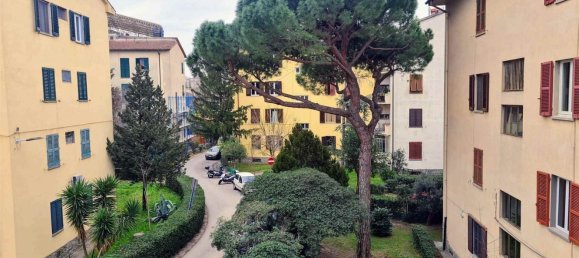 3 rooms Apartment in Florence, Italy No. 210827 8